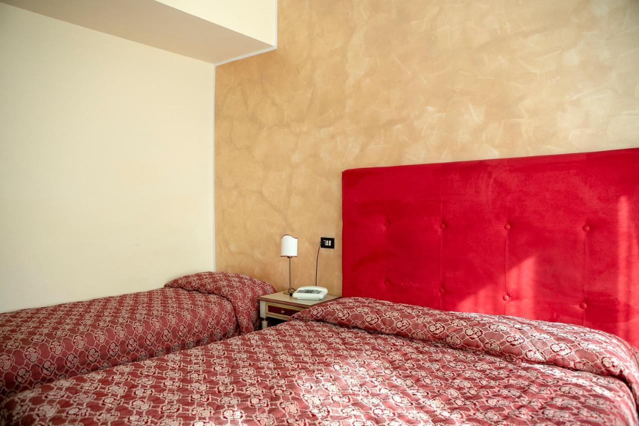 Hotel Fiordigigli LʼAquila Kültér fotó